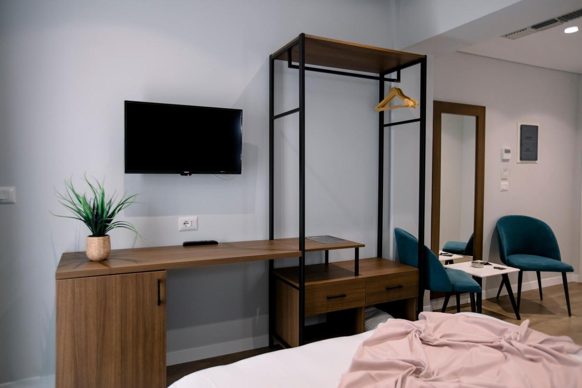 Olsi Hotel 4*